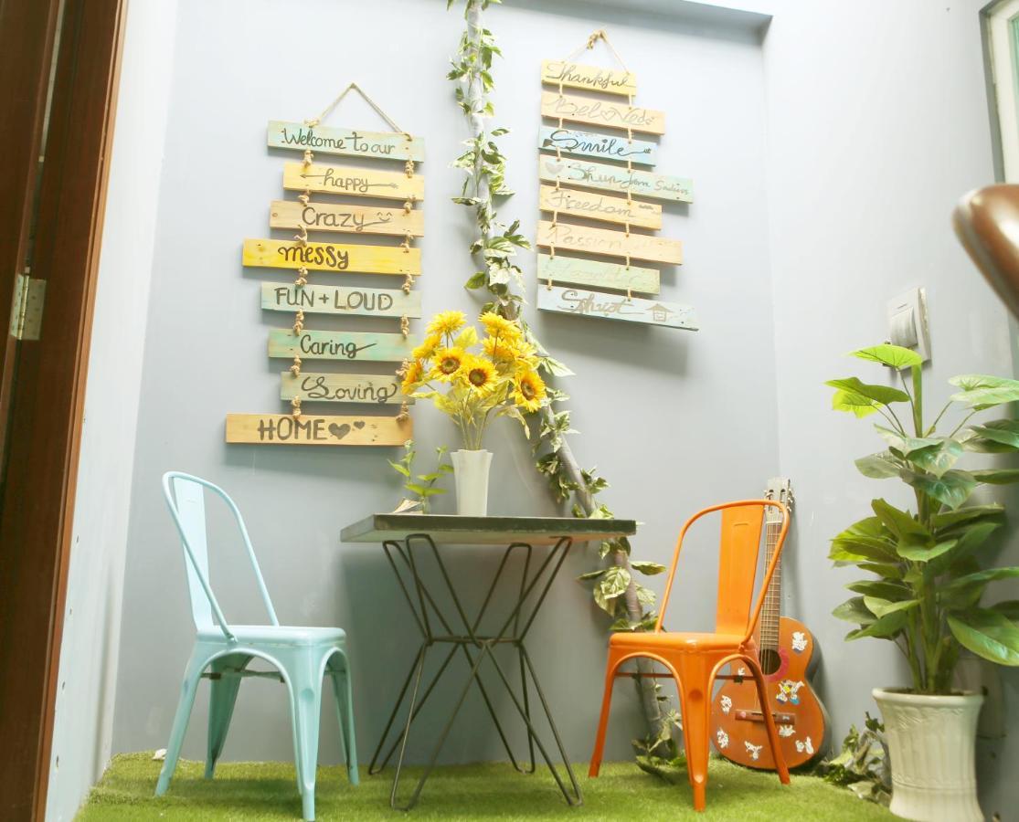 הו צ'י מין סיטי S Phuot Homestay - 3A Lam Son, Ward 2, Tan Binh District מראה חיצוני תמונה