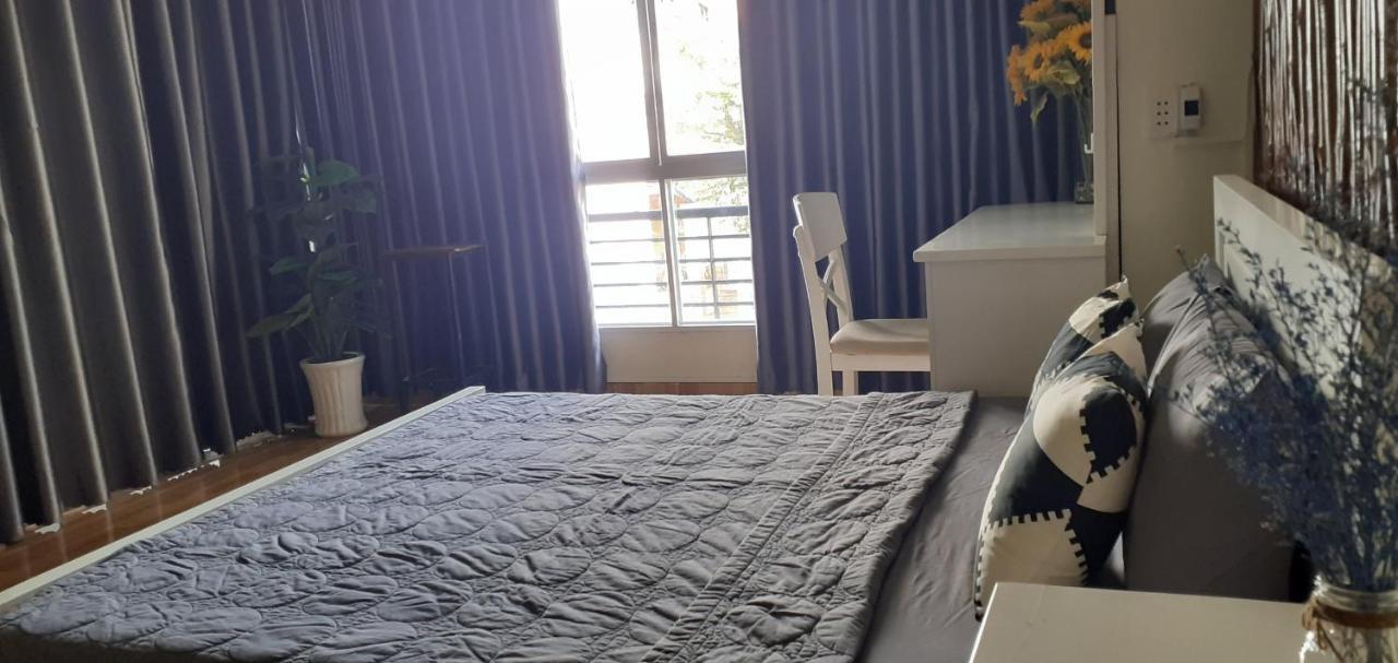 הו צ'י מין סיטי S Phuot Homestay - 3A Lam Son, Ward 2, Tan Binh District מראה חיצוני תמונה
