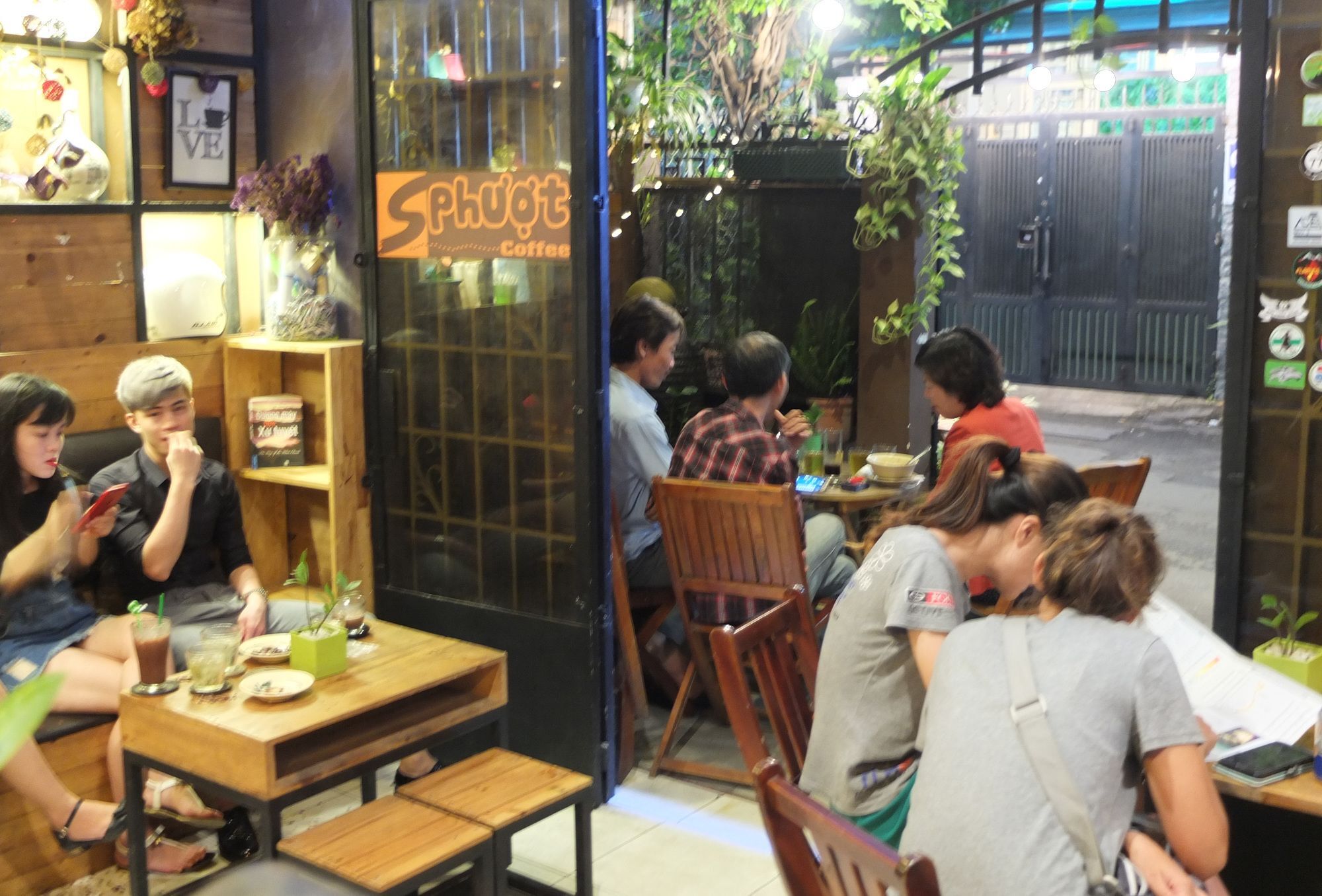 הו צ'י מין סיטי S Phuot Homestay - 3A Lam Son, Ward 2, Tan Binh District מראה חיצוני תמונה